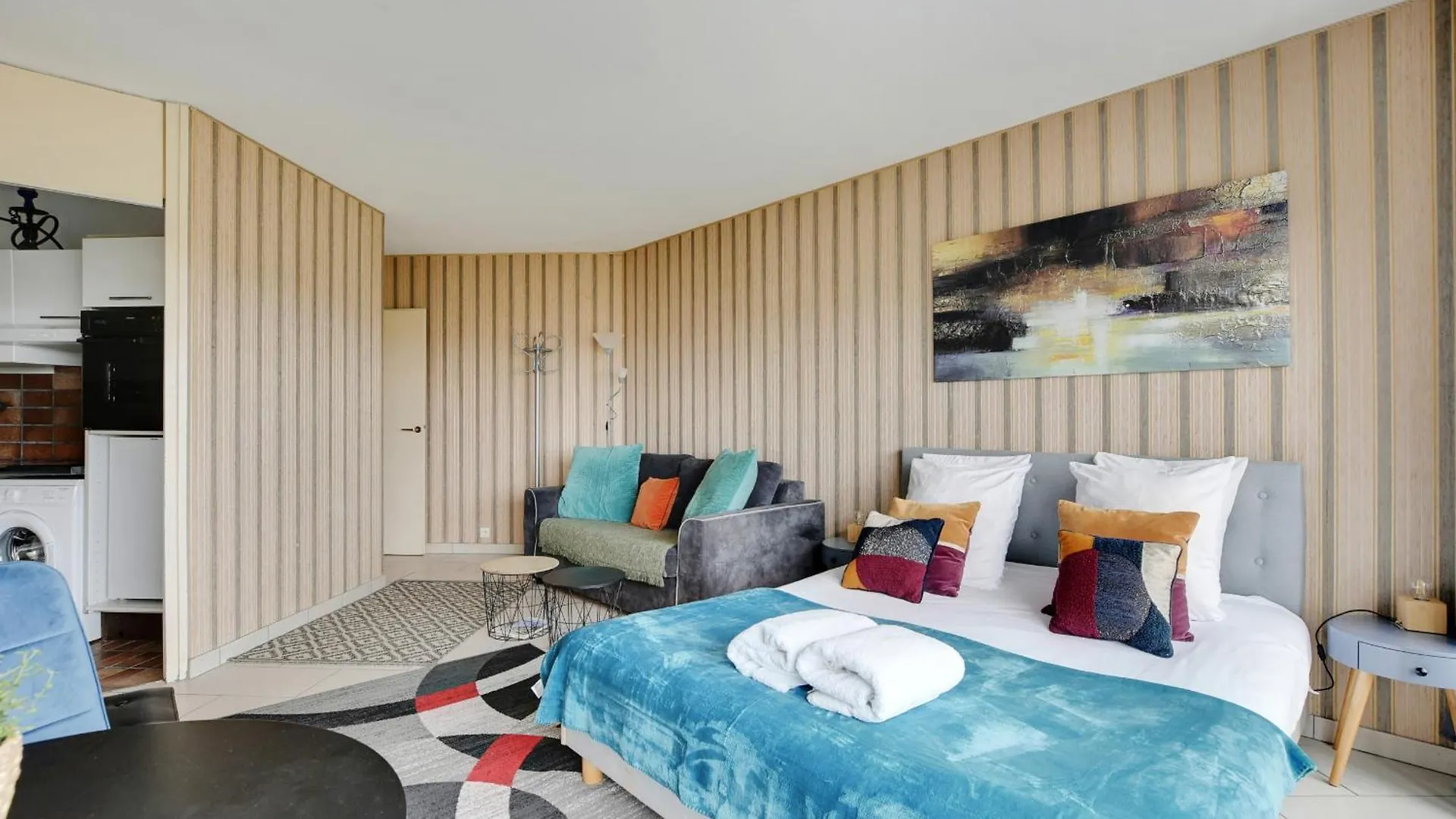 Seine & Eiffel Flat Ac Apartment Paris France
