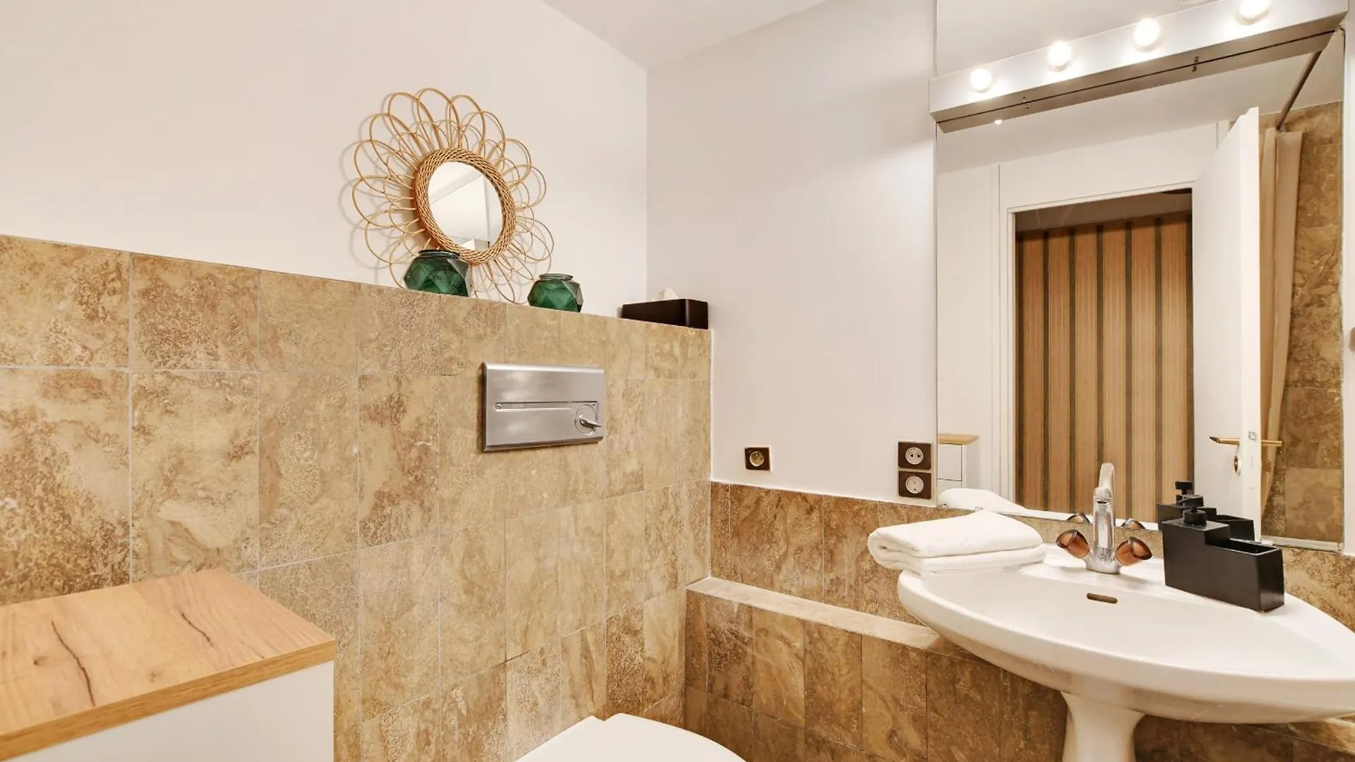 Seine & Eiffel Flat Ac Apartment Paris