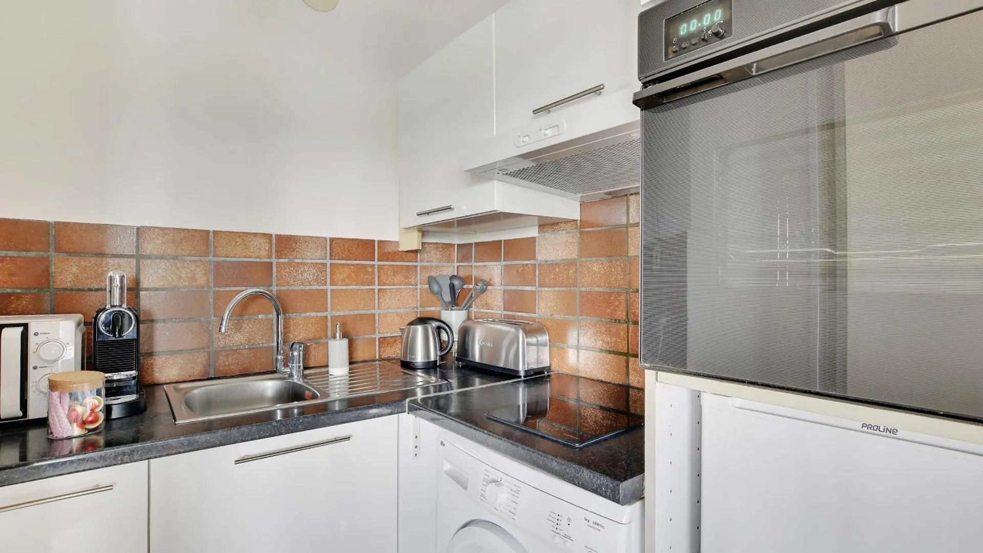 Апартаменты Seine & Eiffel Flat Ac Париж